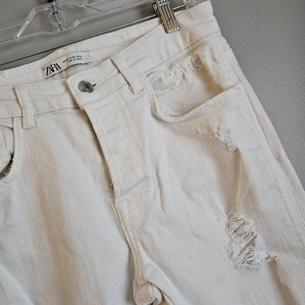 Zara Ripped Button Fly Distressed Raw Hem White Jeans Size 31 12